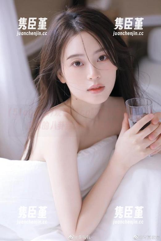 观看51cg吃瓜官网首页，开启你的八卦新体验，乐趣无穷！
