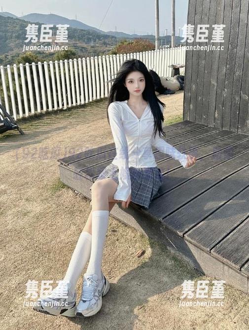 92吃瓜 92吃瓜在线分享趣味轶事,助你轻松跟上娱乐潮流!