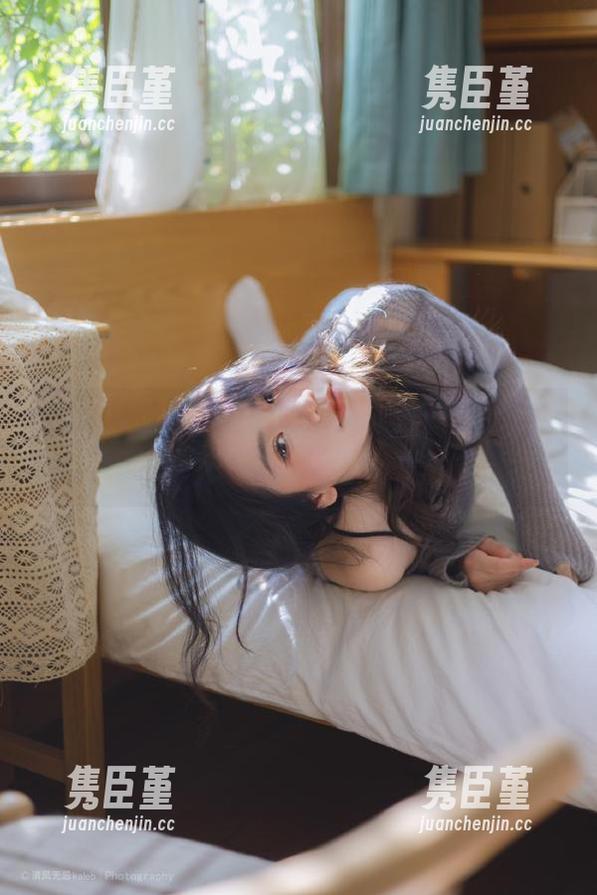 不容错过的吃瓜神器，下载zztt01苹果版，精彩内容尽在掌握！