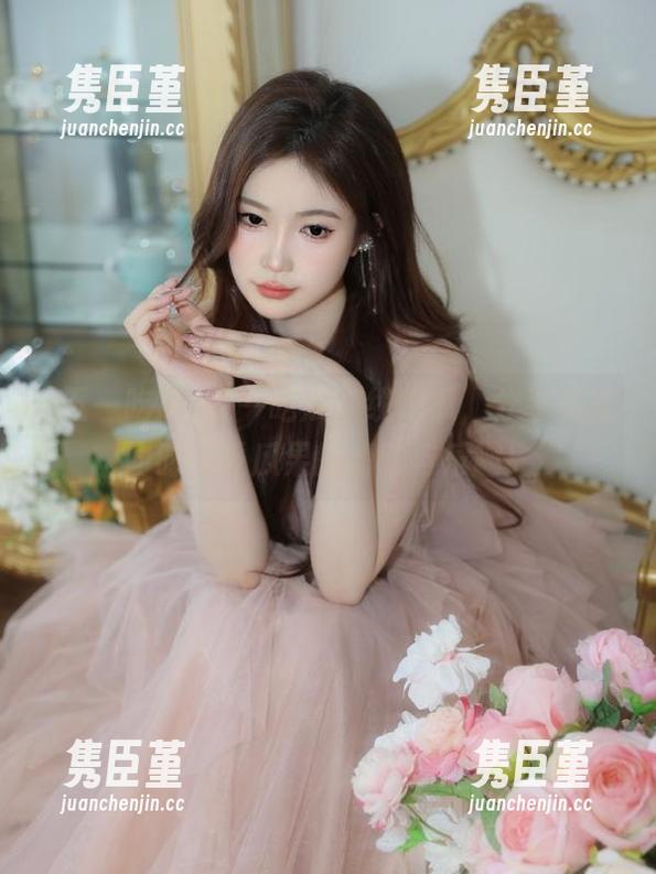五一吃瓜在线吃瓜，分享美食同时感受瓜果的清新与乐趣！