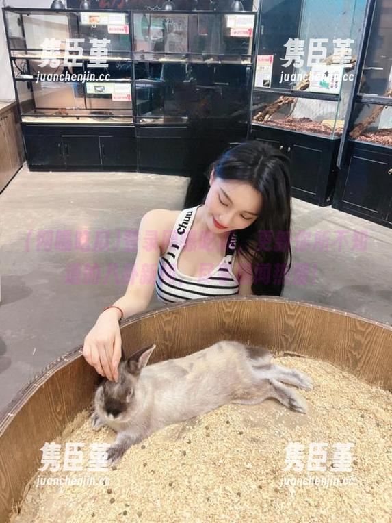 登录网曝吃瓜，更新你所不知道的八卦新闻，尽享趣闻热潮！