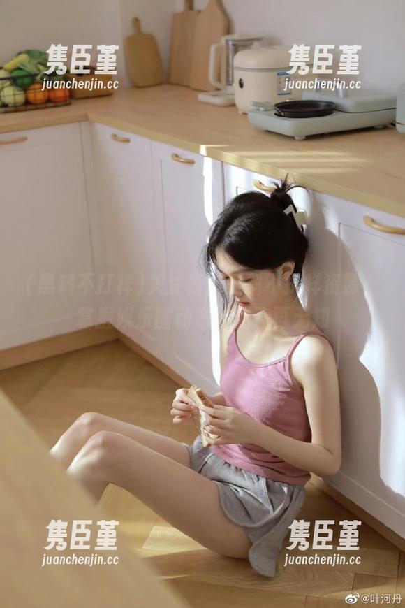 关注最新黑料不打样资源，掌握娱乐圈动态从此不再无知