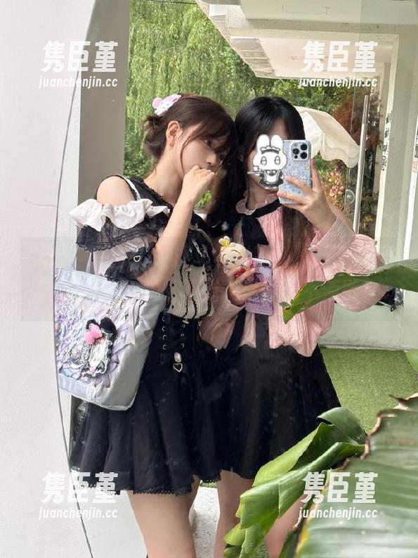 关注“黑料不打烊万里长征”官网，分享最新传闻乐趣永不停歇！