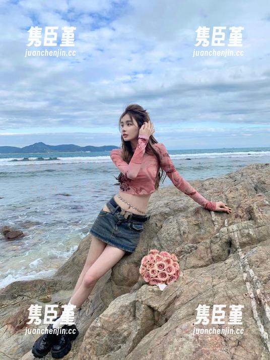 热门话题尽在911黑料网，下载app，让你成为吃瓜界的资深玩家！