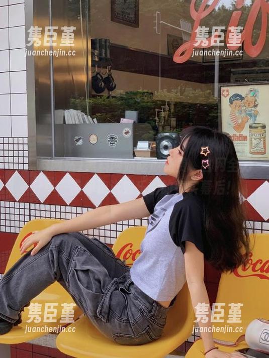 黑料网站吃瓜免费，官网全力分享，带你走进娱乐圈的真实幕后！